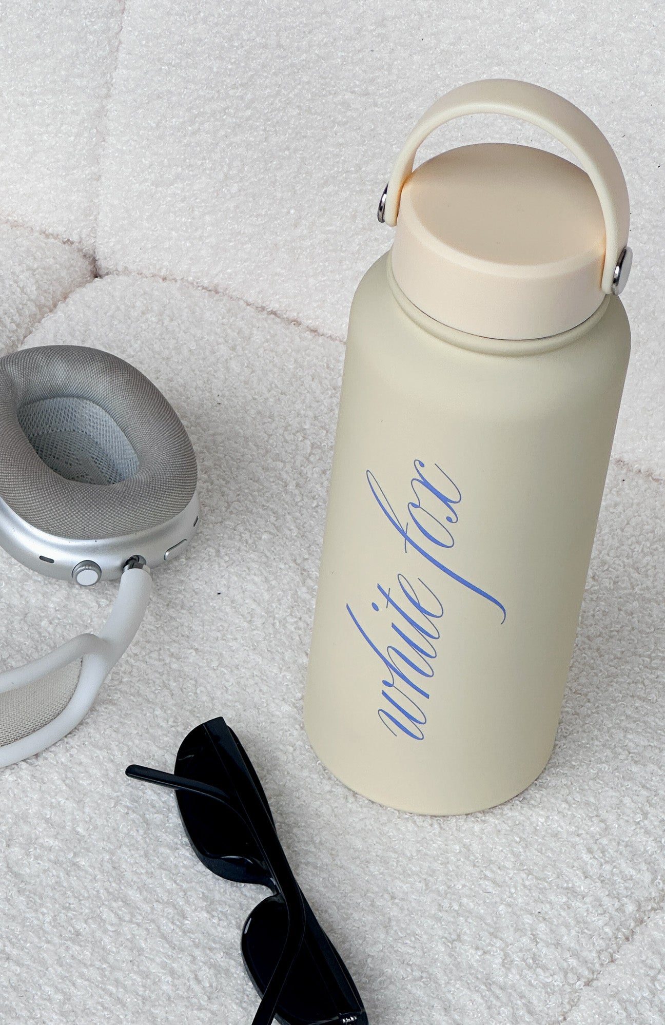 Work Out Drink Bottle 1L Cream/Blueberry