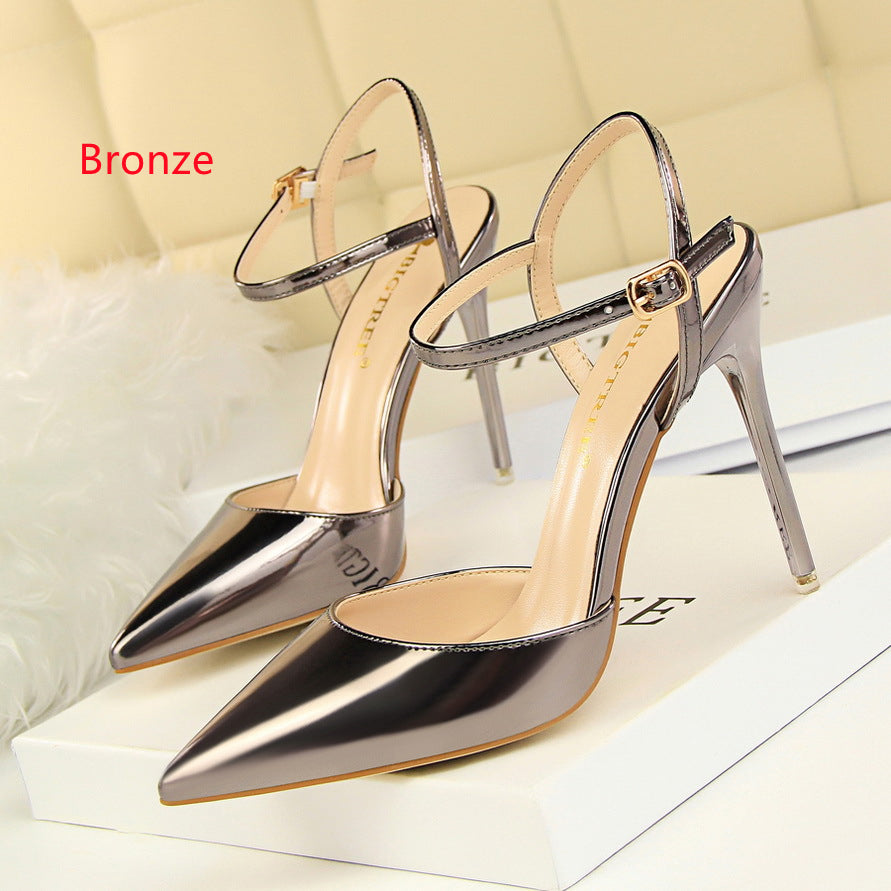 Shallow Pointed Patent Leather Sandals