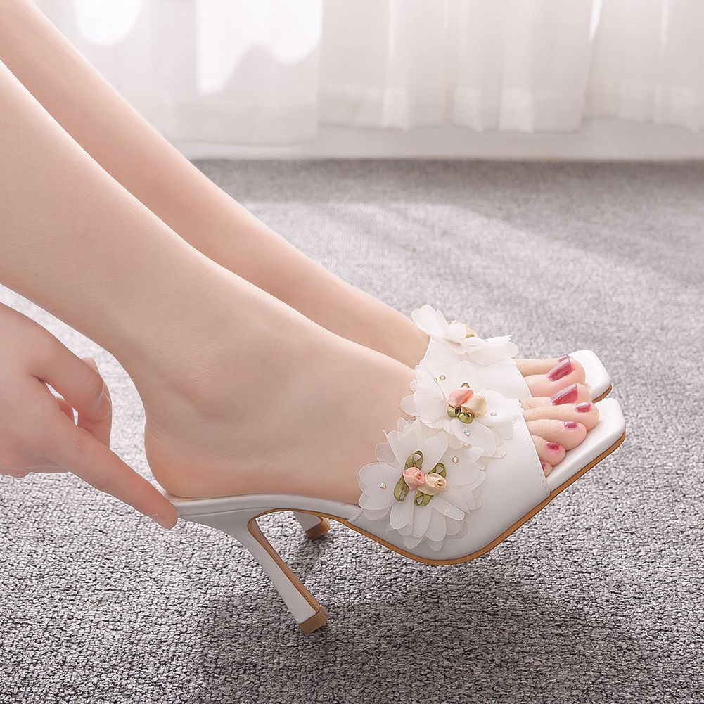 White Flower Square Slippers Shoes