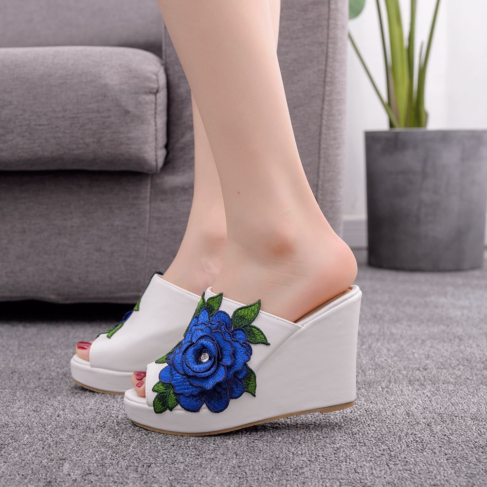 Flower Mouth Wedge Slippers