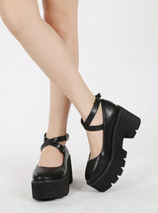 Platform Shoes With Thick Soles and Crossed Belts