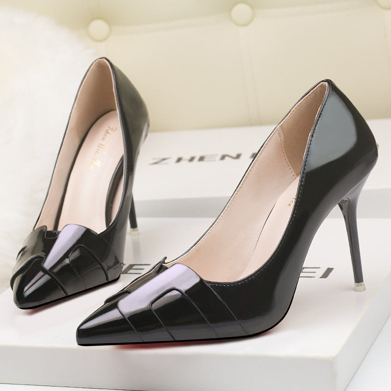 Pointed Solid Patent Leather Pumps