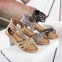 Rivet Woven Large Flat-bottomed Retro Sandals