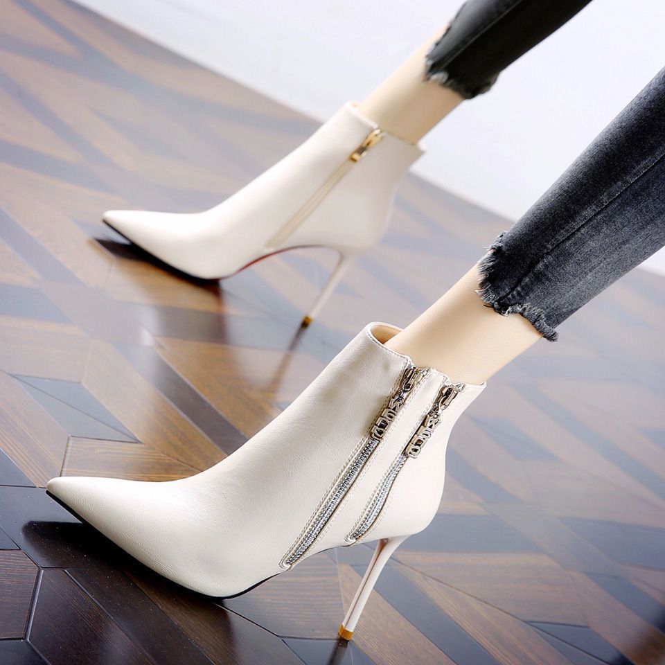 Women's Short Skinny Heel Pointed Leather Boots