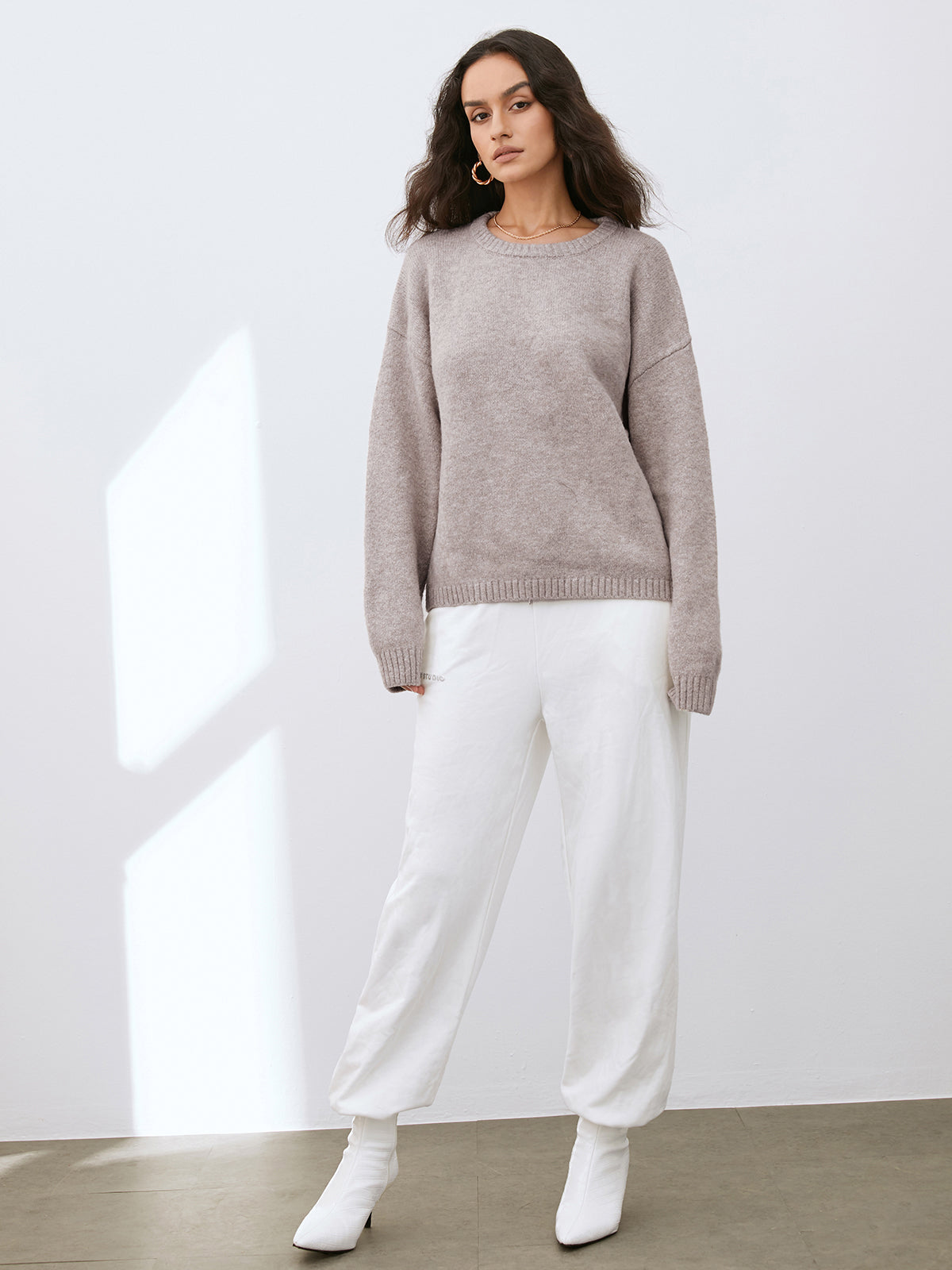 Lightweight Cloud Weather Pullover Sweater