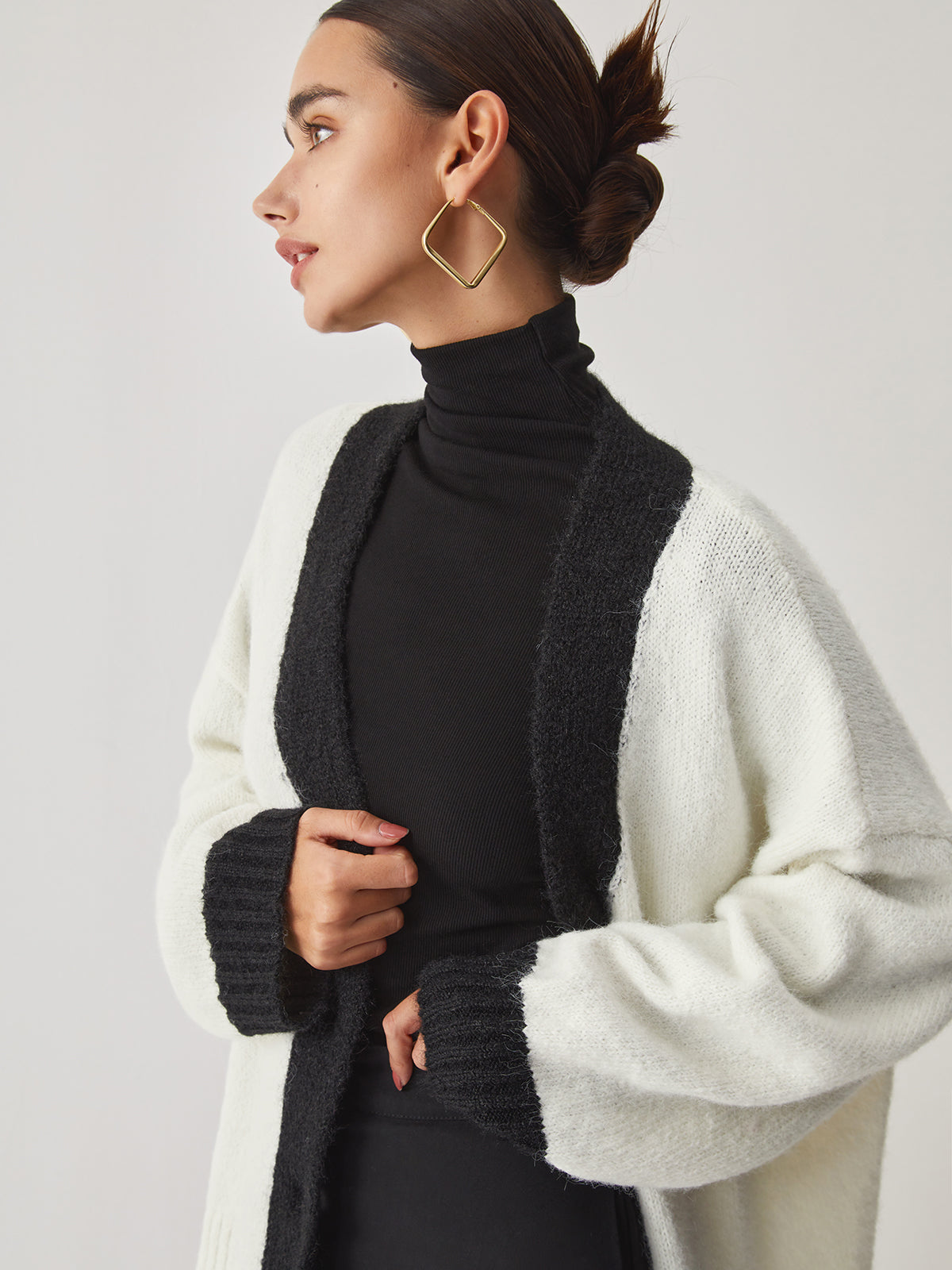 Oversized Contrast Trim Cardigan