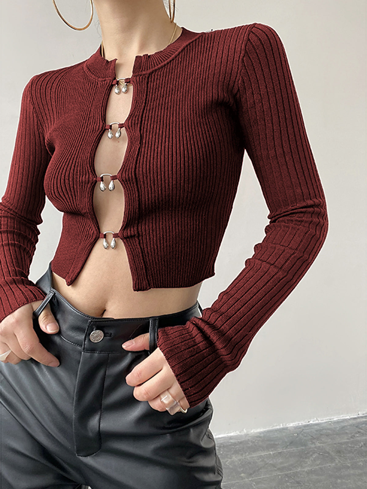 Cutout Split Beads Detail Ribbed Knit Top