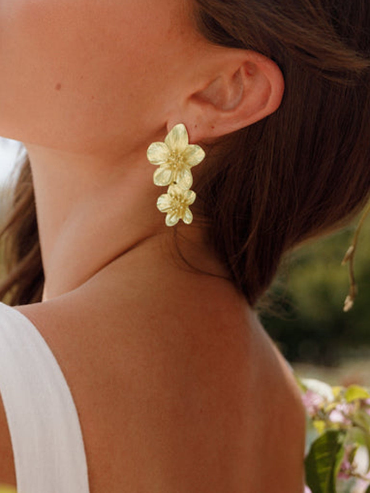 Fashionable Flower-Shaped Earrings