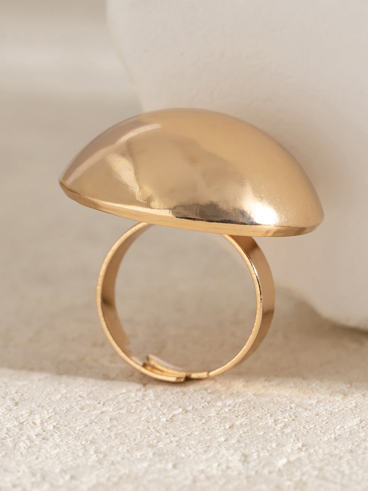 Geometric Half Ball Ring