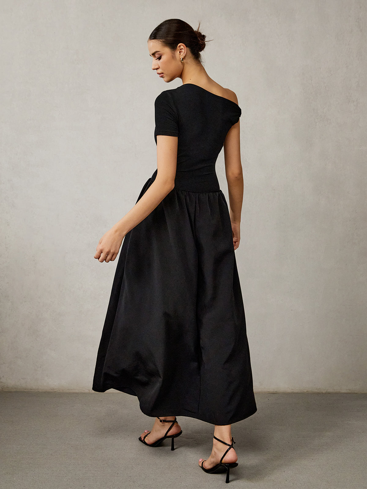 Asymmetrical Neck Pleated Long Dress