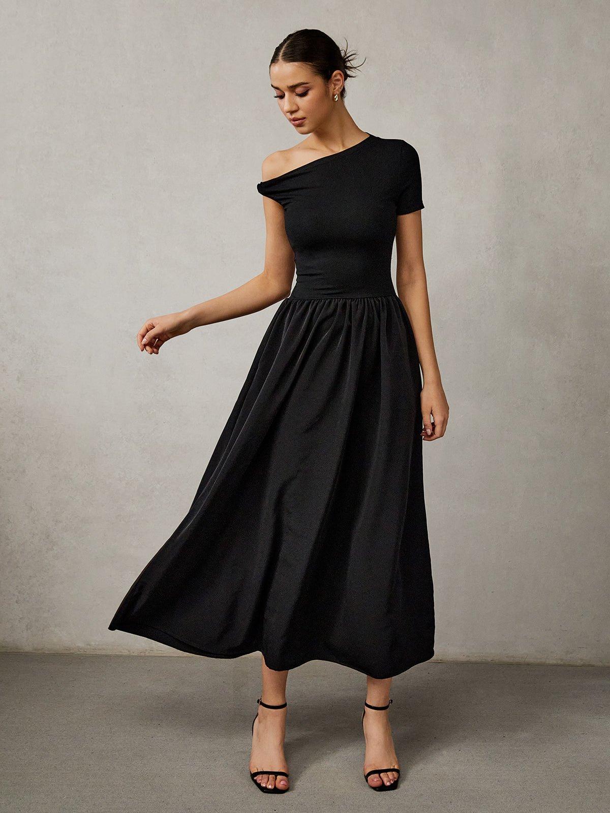 Asymmetrical Neck Pleated Long Dress