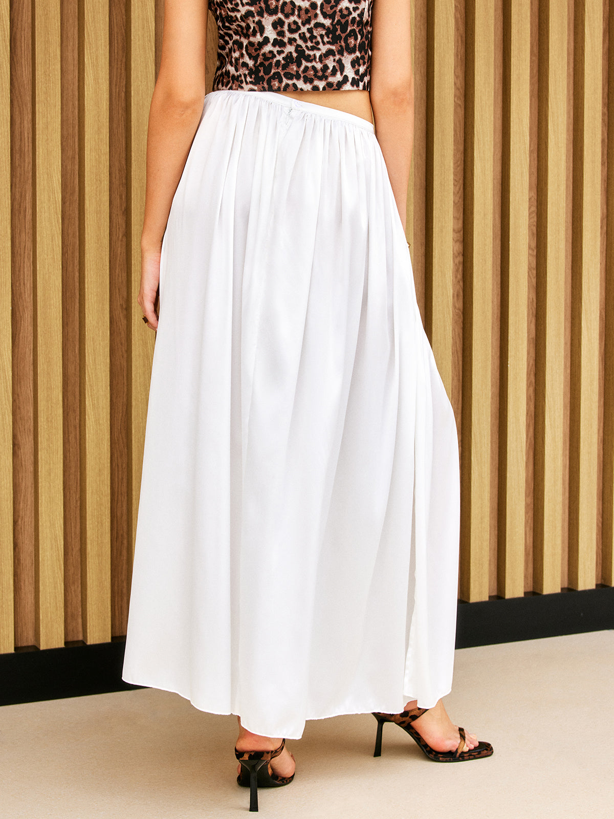 Side Split Pleated Maxi Skirt