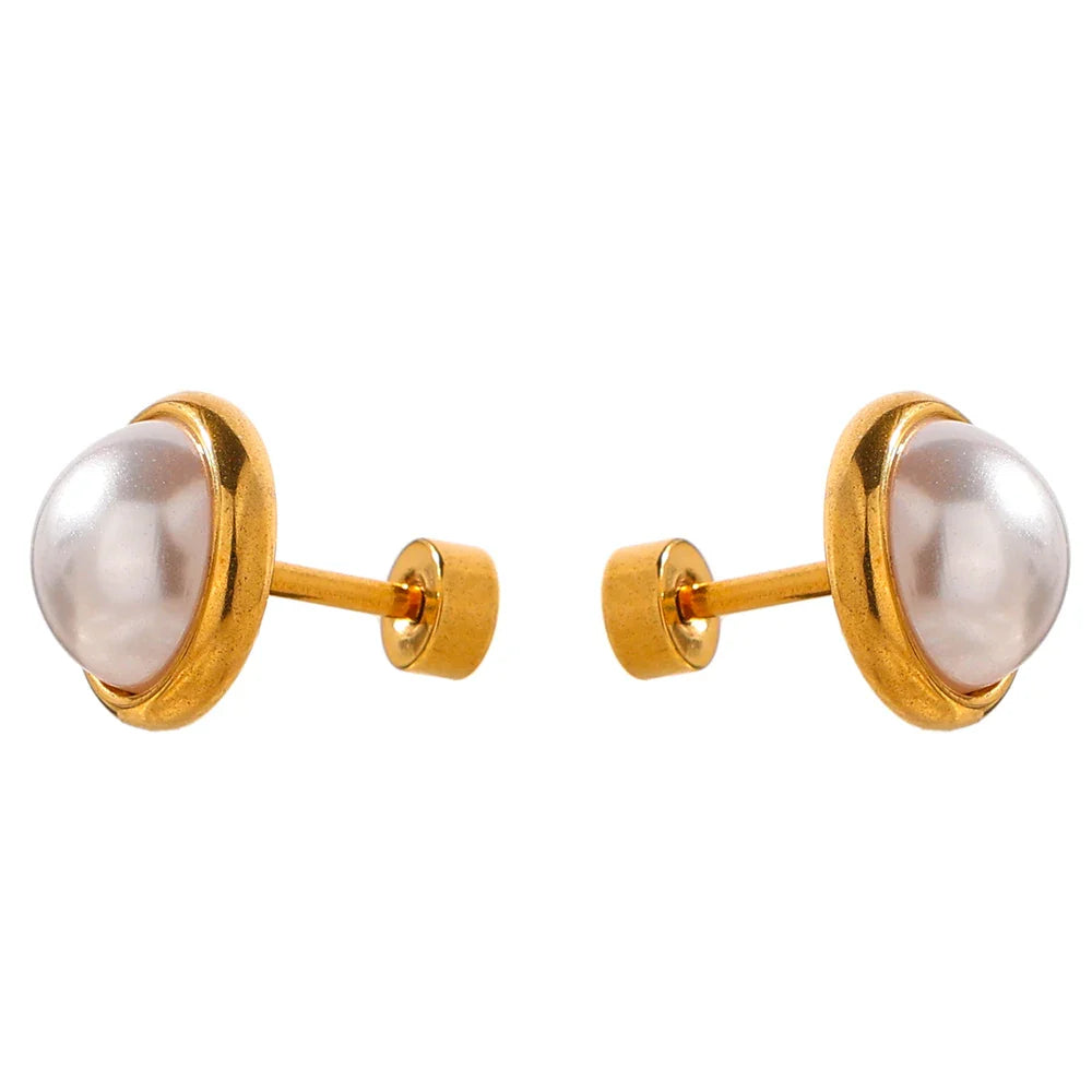 Pearls Stud Earrings