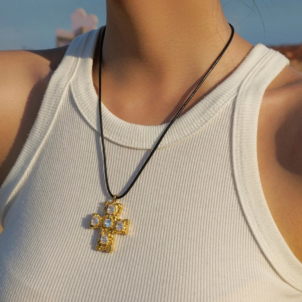 Cross My Heart Rope Necklace