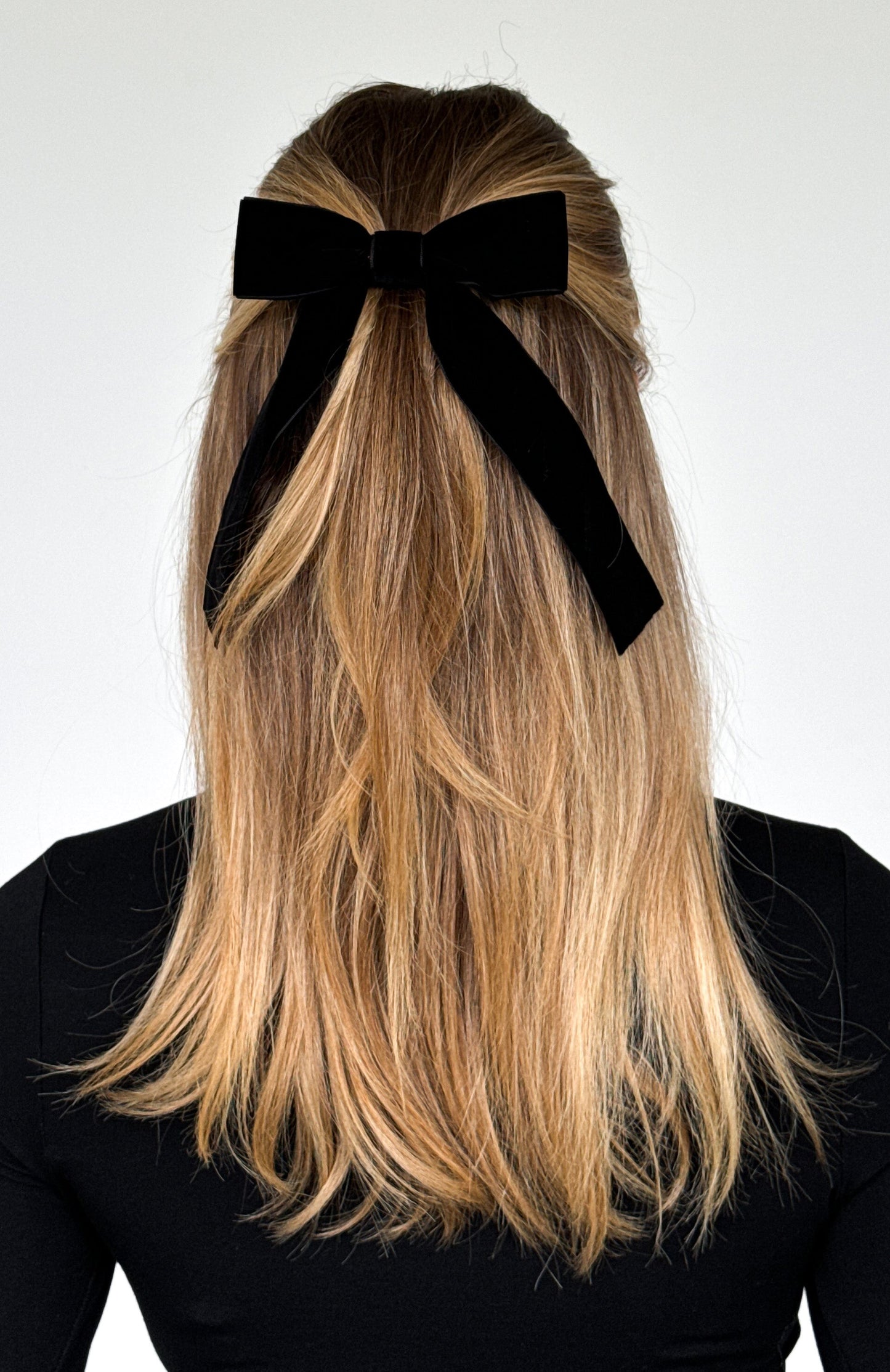 Xenia Hair Clip Black