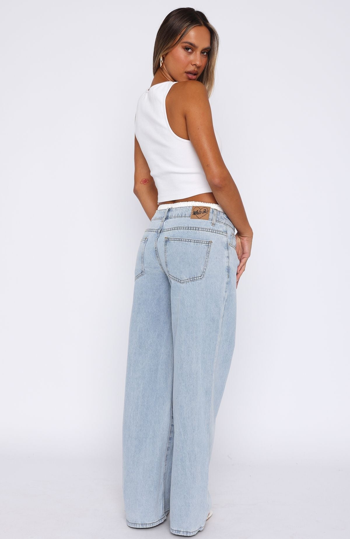 Daisy Mid Rise Wide Leg Jeans Light Blue